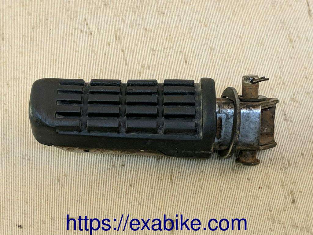 footrest, rear left Honda VF1000F - photo 1