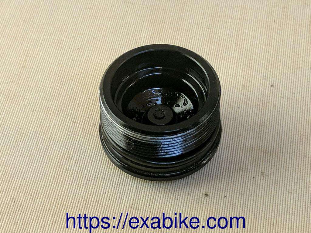 front fork tube cap Cagiva 750 Elefant - photo 2