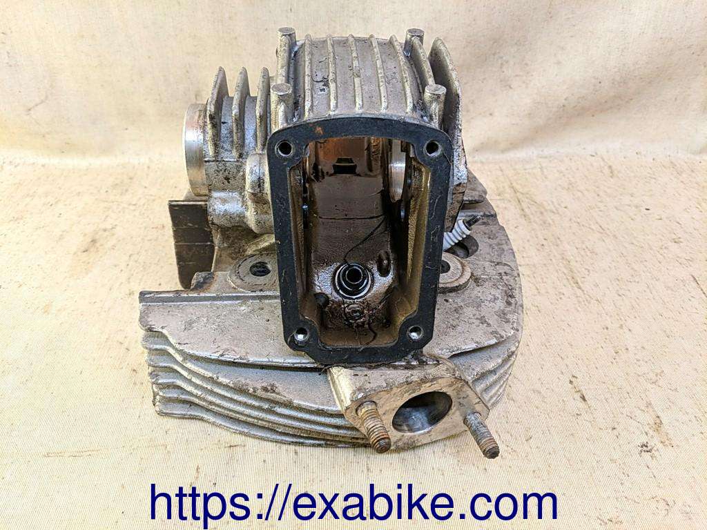 cylinder head, vertical Ducati 600 Monster - photo 2