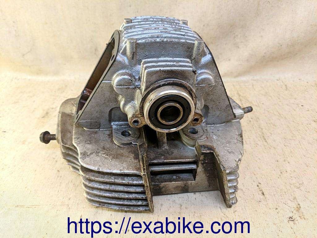 cylinder head, vertical Ducati 600 Monster - photo 3