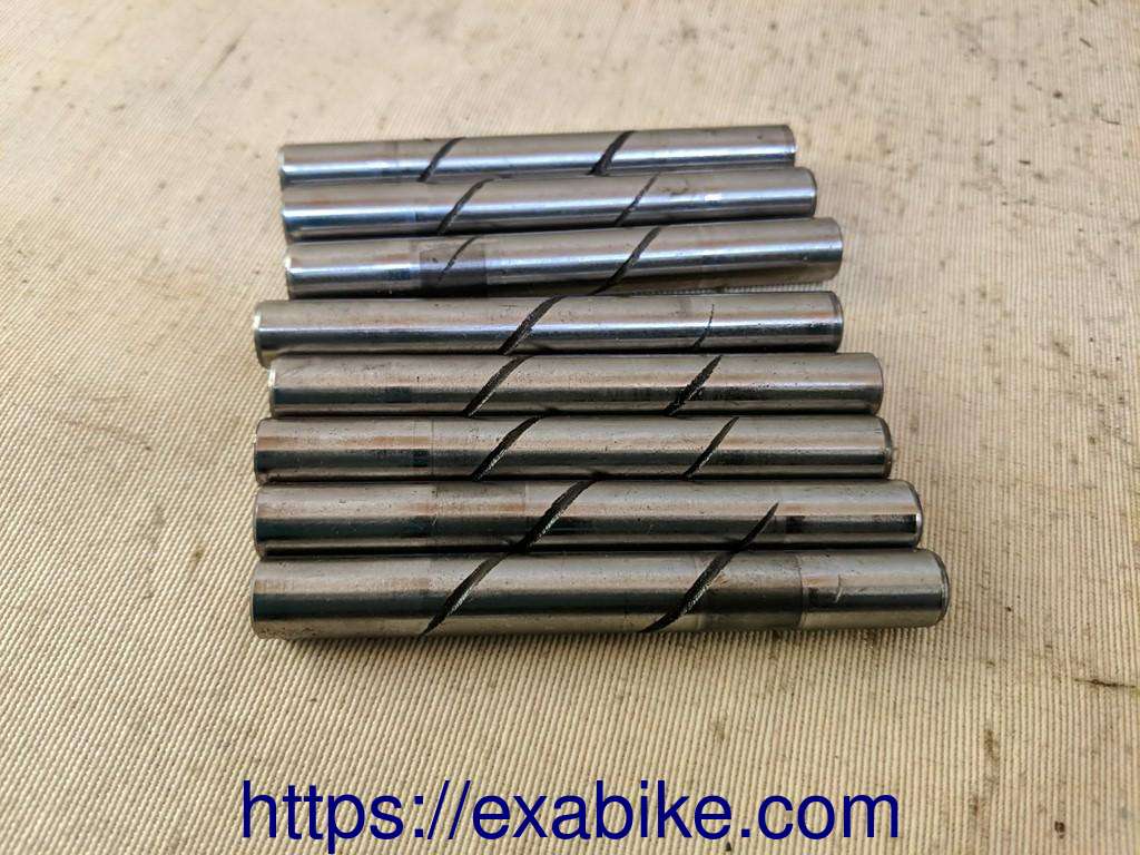 valve rockers spindles Ducati 600 Monster - photo 1