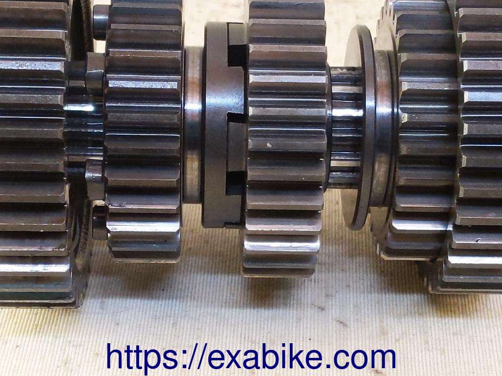 transmission secondary shaft Ducati 600 Monster - photo 2