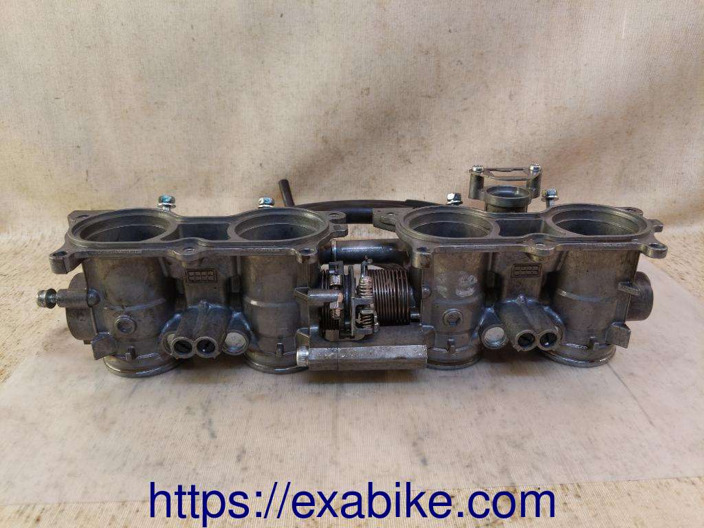 throttle body Honda CB1000F - photo 3