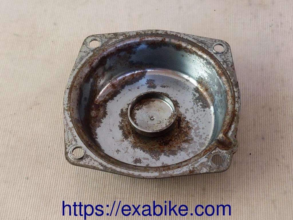 carburetor top cap Honda VF500F - photo 2