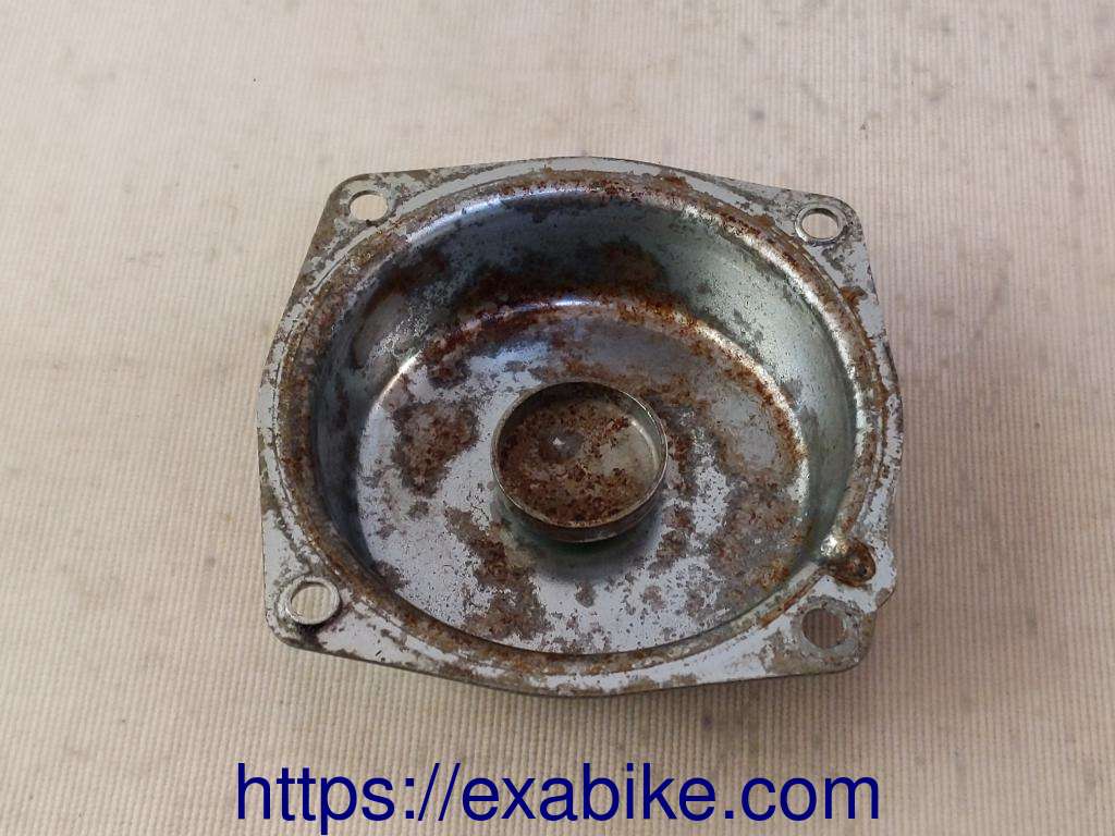 carburetor top cap Honda VF500F - photo 2