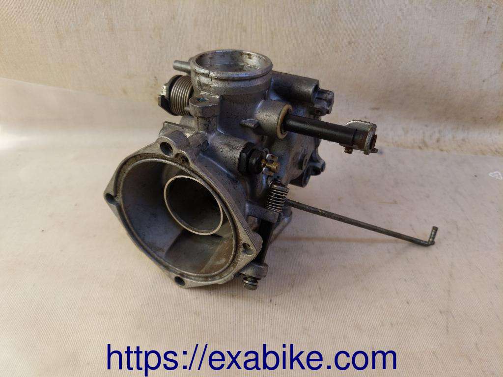 carburetor body, front left Honda VF500F - photo 3