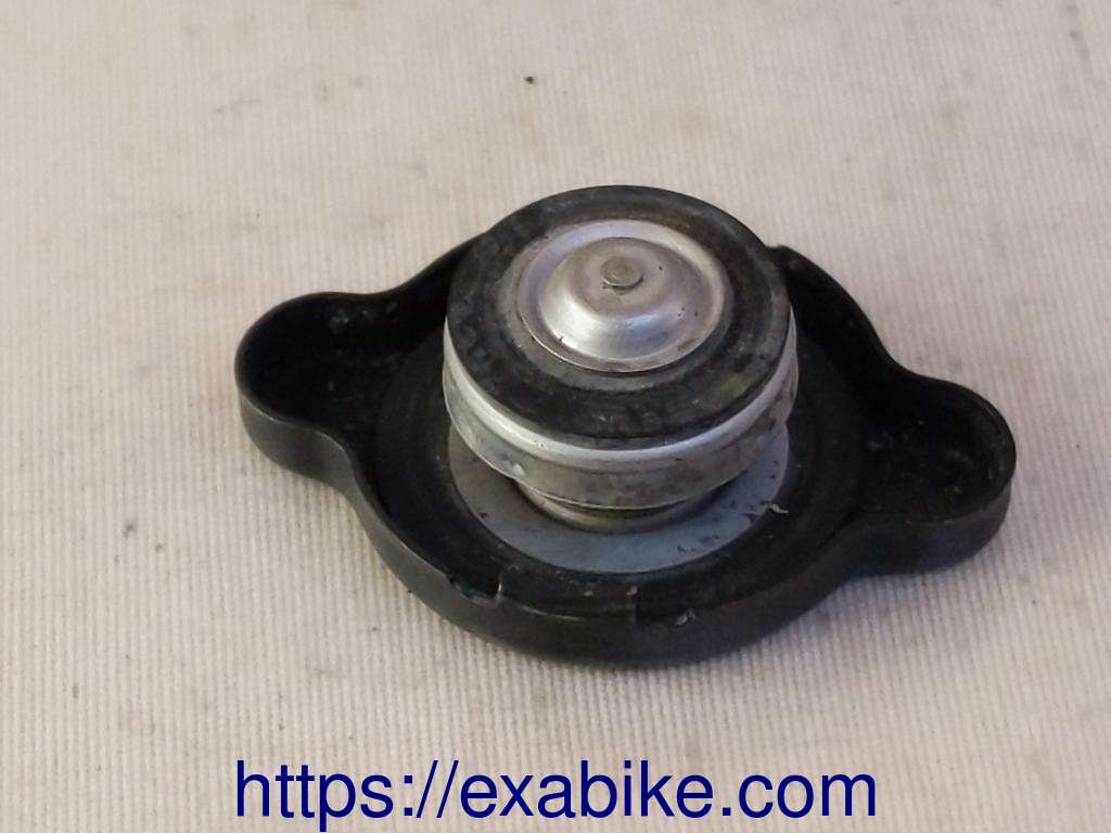 radiator cap Honda VFR 800 - photo 2