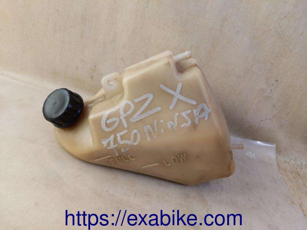 expansion tank Kawasaki GPZ 750 - photo 1