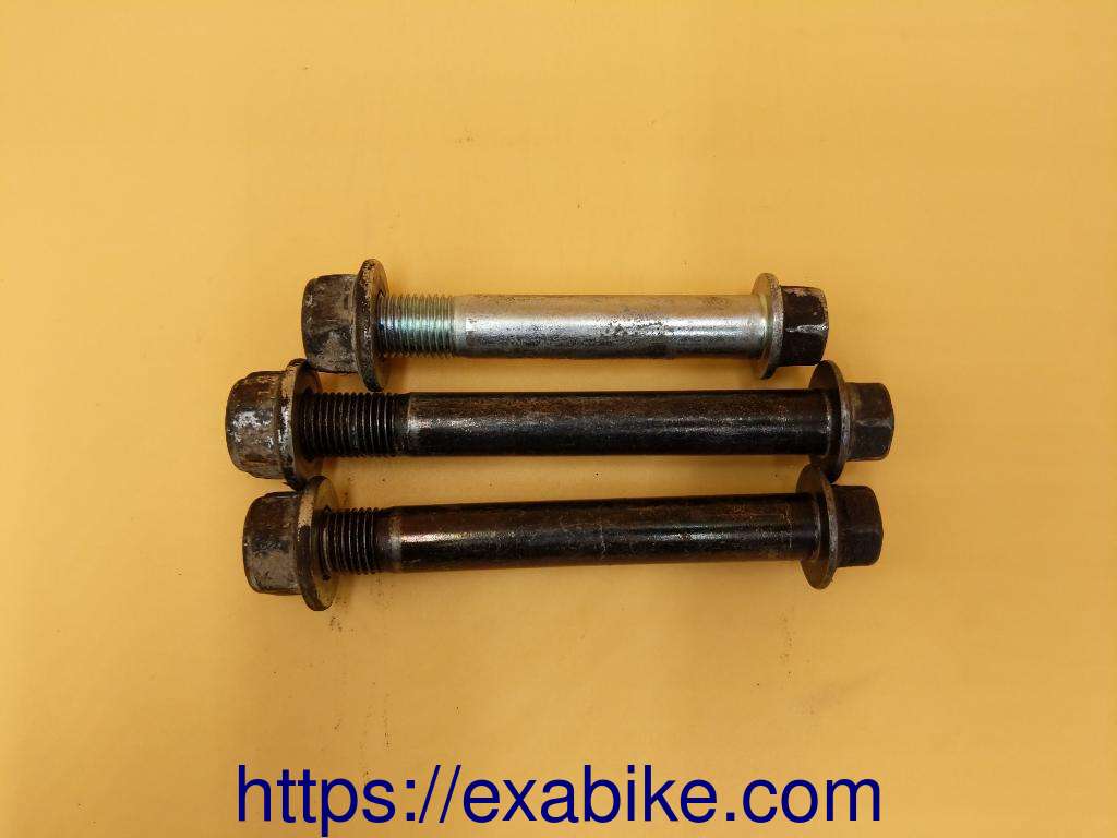 bolts Suzuki SV 650 - photo 1