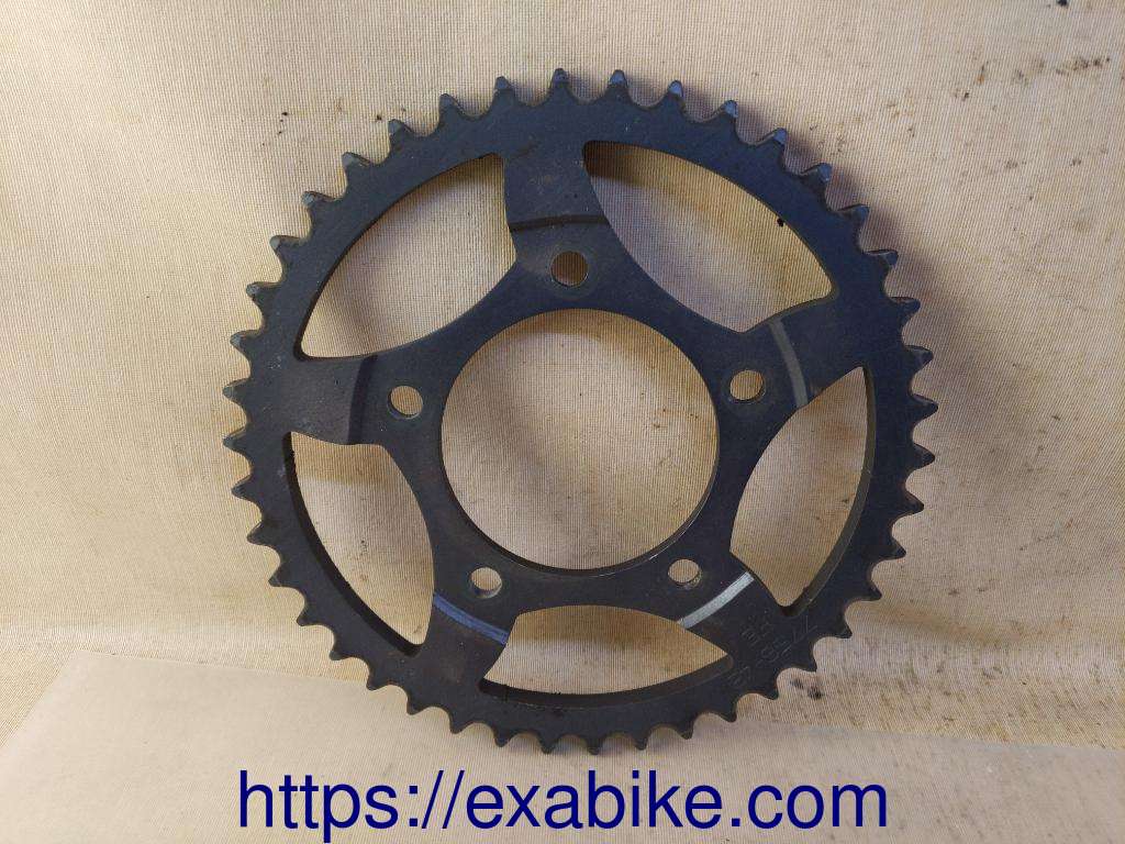 rear sprocket Suzuki RF 600 - photo 1