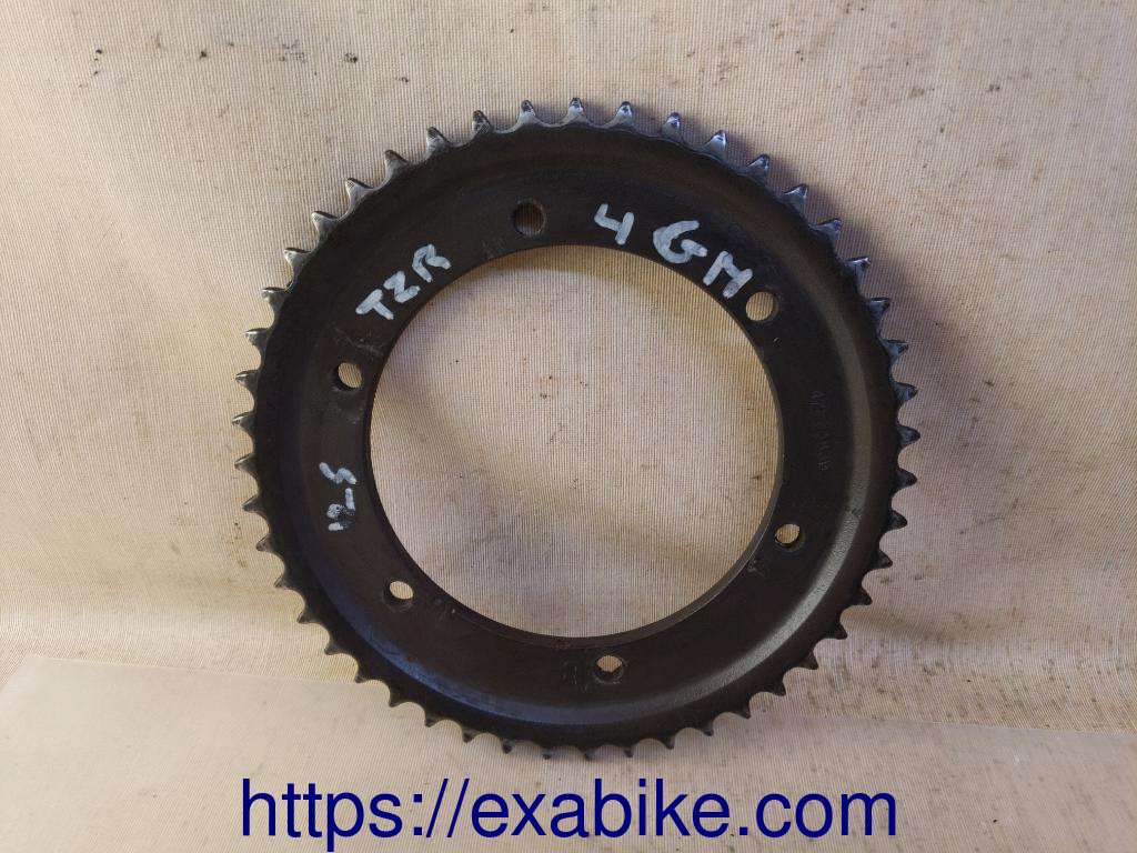 rear sprocket Yamaha TZR 125 - photo 1