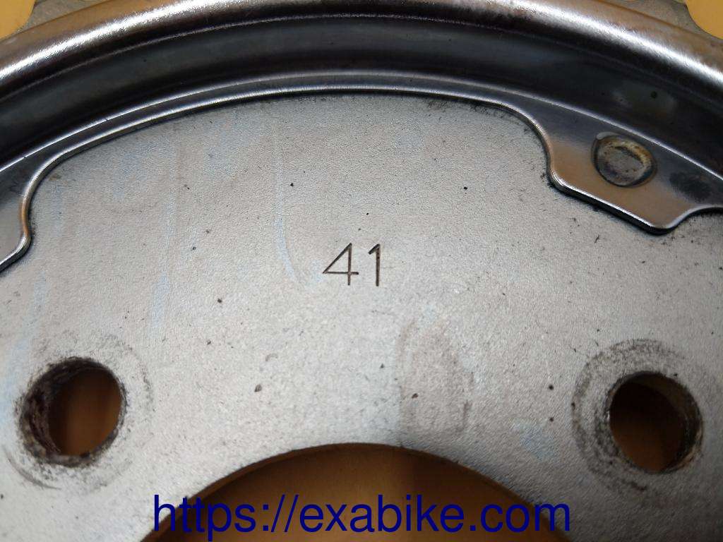 rear sprocket Honda VT 125 Shadow - photo 2