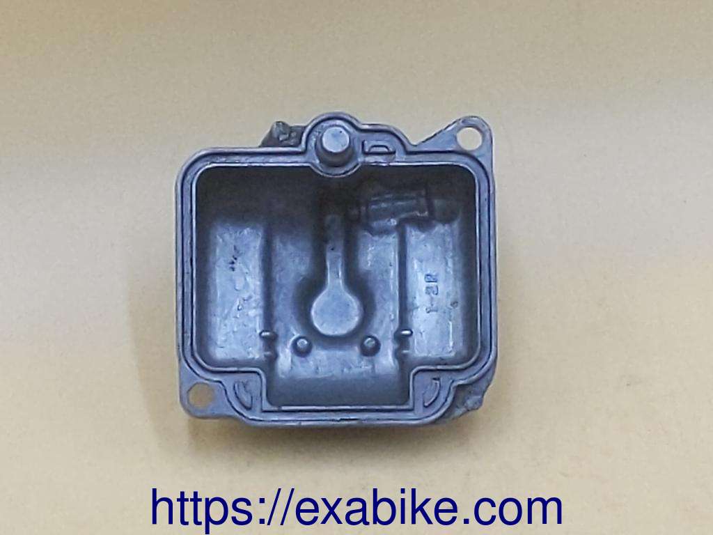 carburetor float chamber, right Suzuki GSXR 1100 - photo 2