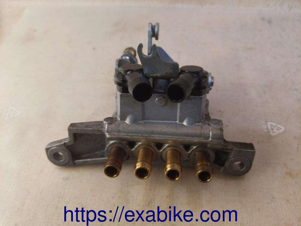 throttle body part Honda VFR 800 - photo 1