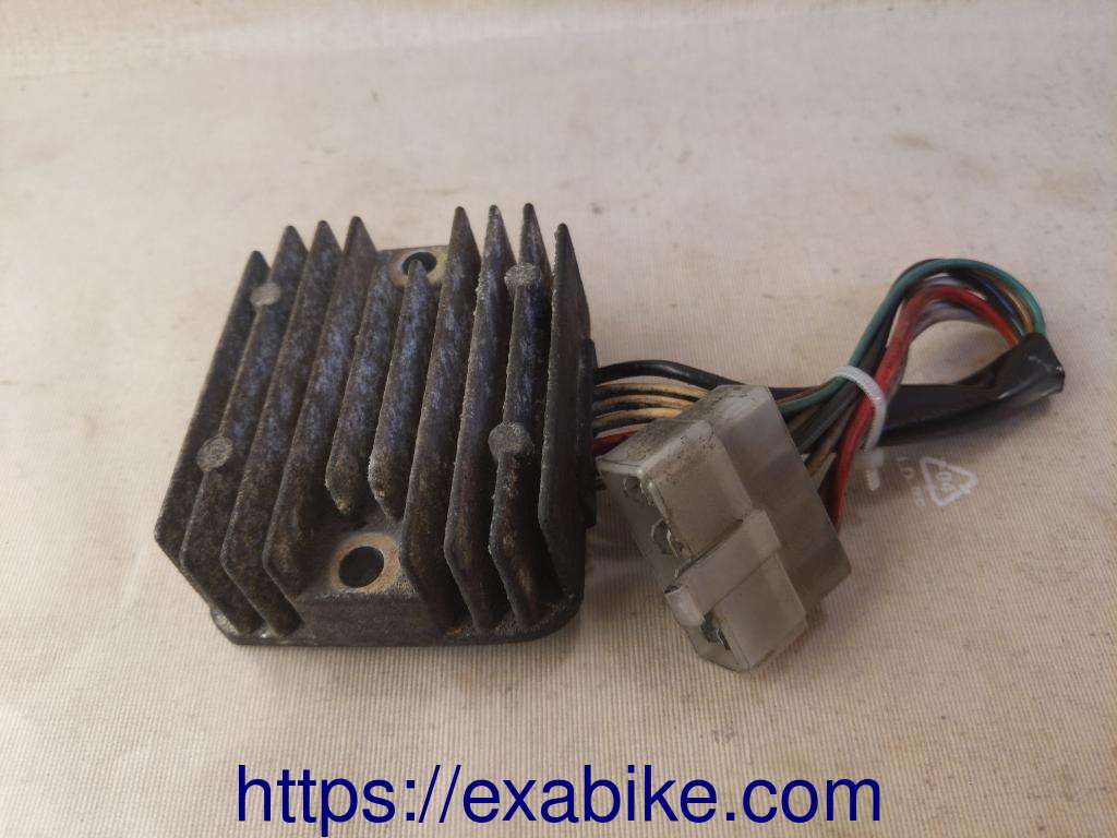 voltage regulator Yamaha XJ 900 - photo 1