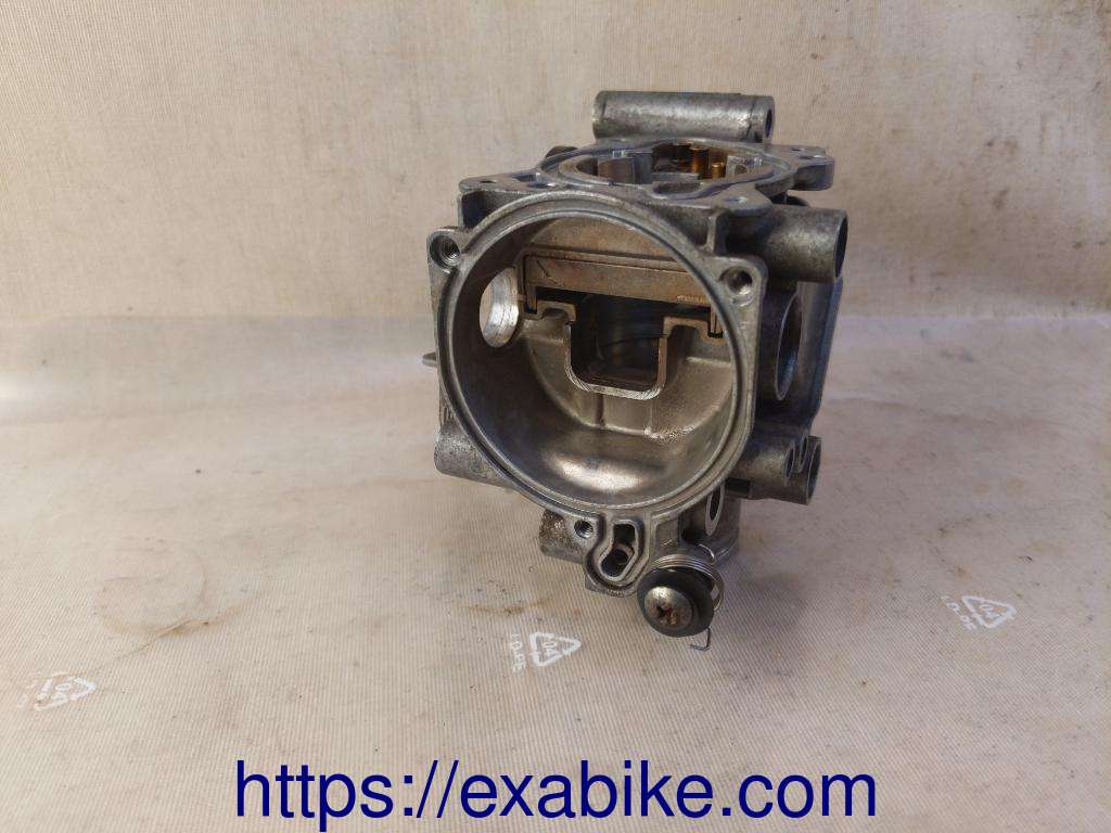 carburetor body, rear right Honda VFR 750 - photo 3