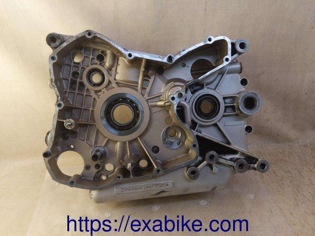 crankcase, left Ducati 600 Monster - photo 1