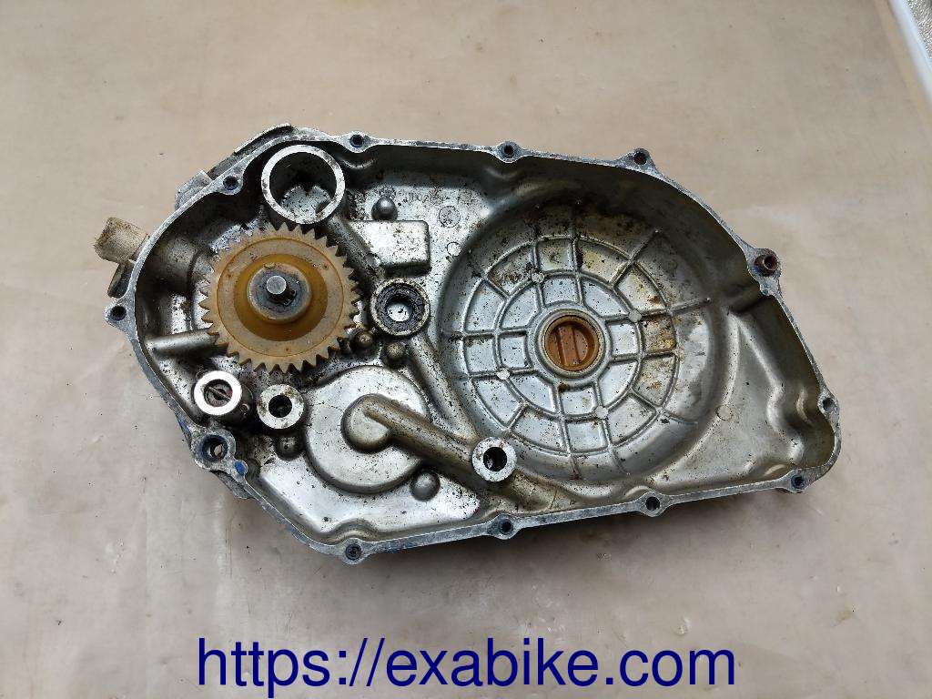clutch cover Yamaha XZ 550 - photo 2