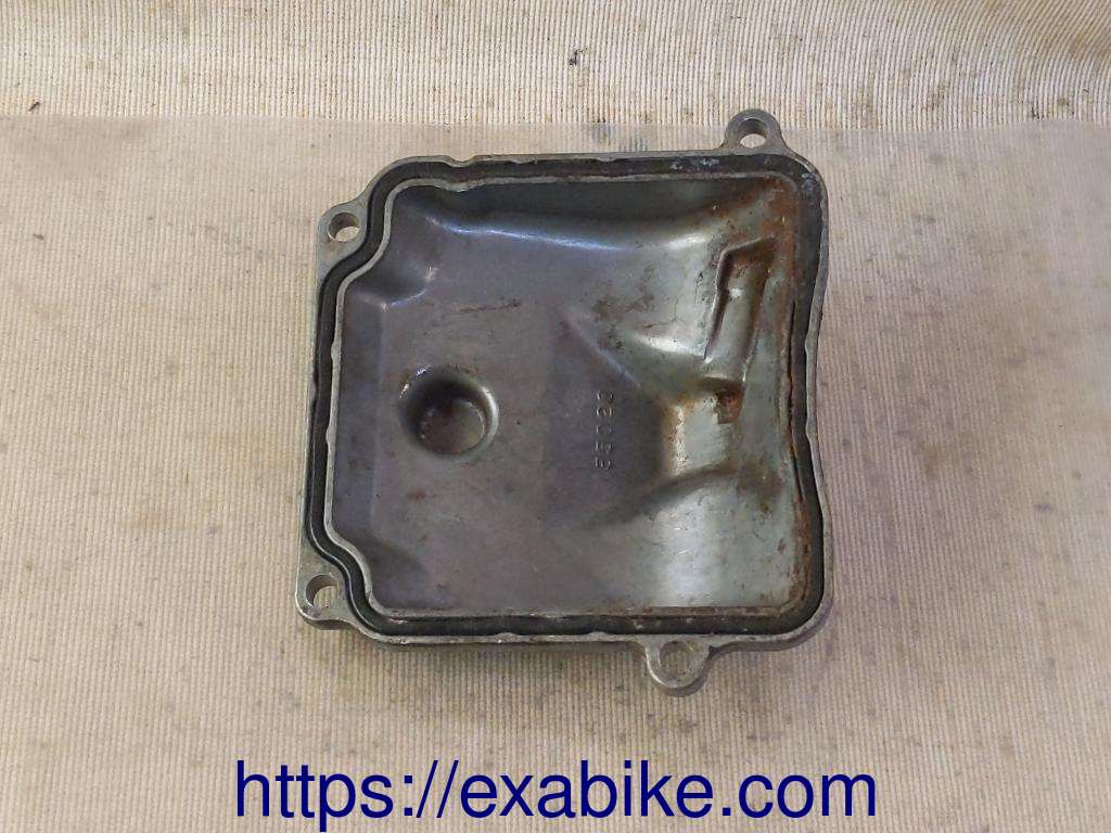 carburetor float chamber, left Yamaha FZ 750 - photo 2