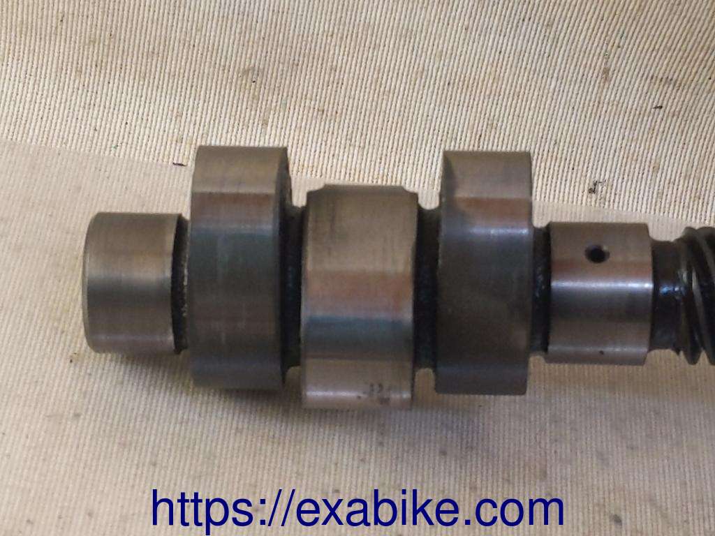 camshaft, front Honda VT500E - photo 2