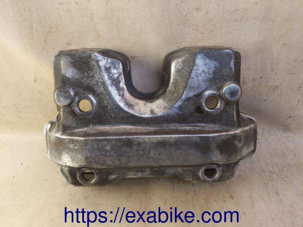 cylinder head cover, front Honda VT 250 - photo 1