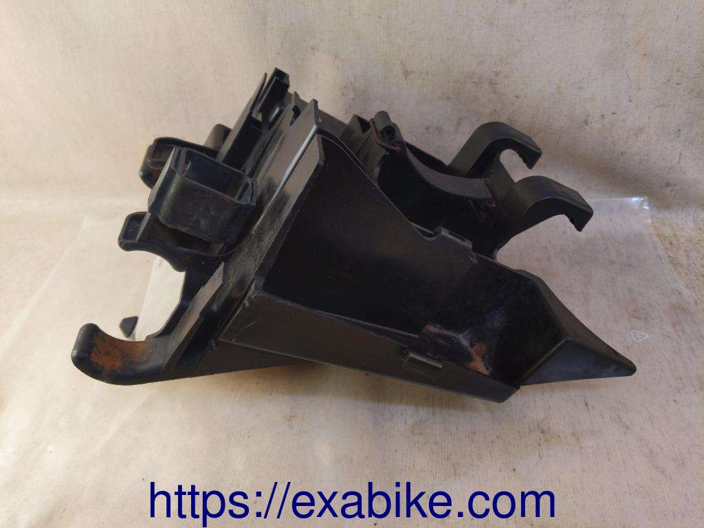 battery box Honda VT 125 Shadow - photo 2