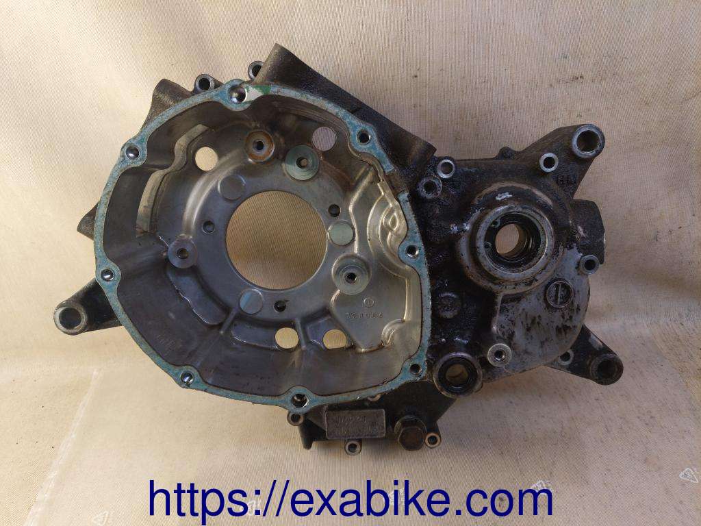 crankcase, left Honda VT 125 Shadow - photo 1