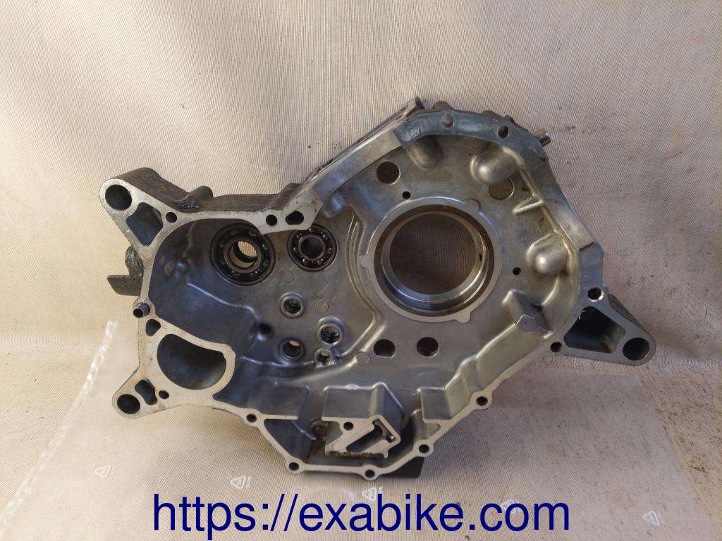 crankcase, left Honda VT 125 Shadow - photo 3