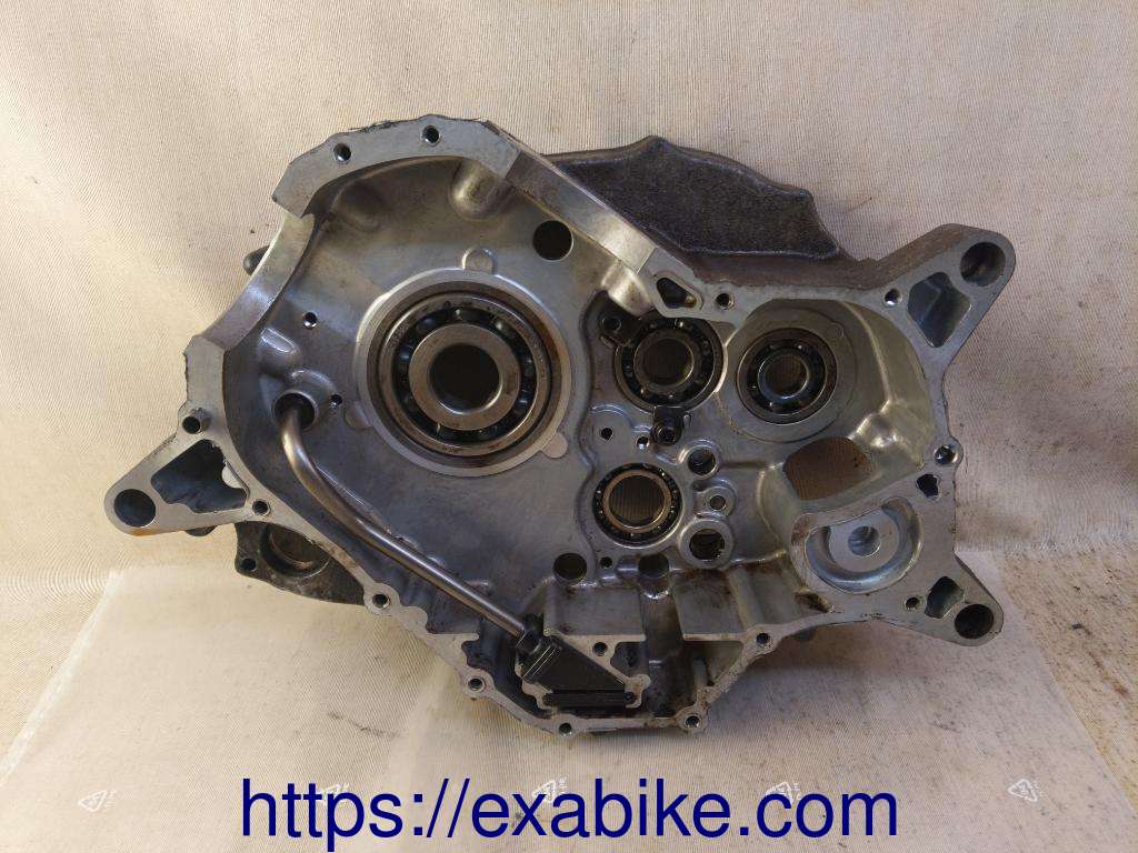 crankcase, right Honda VT 125 Shadow - photo 2
