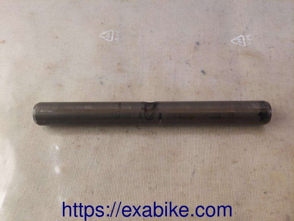 gearshift forks axle Honda CB 750 Seven Fifty - photo 1