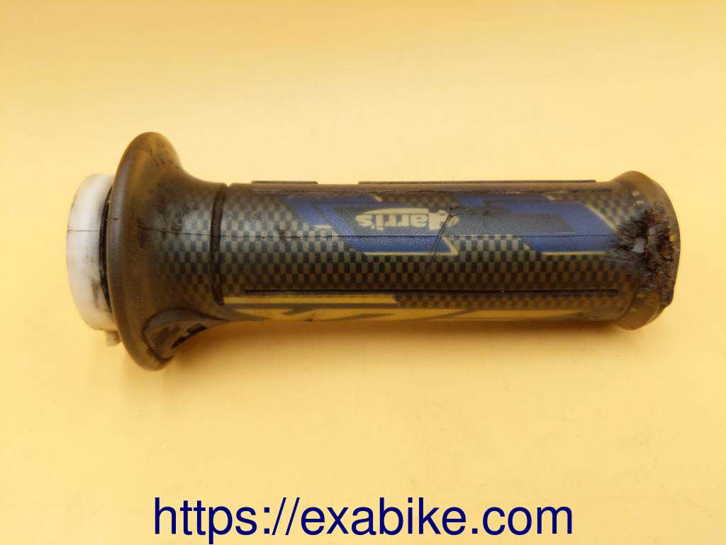 throttle grip Yamaha YZF 750 - photo 1
