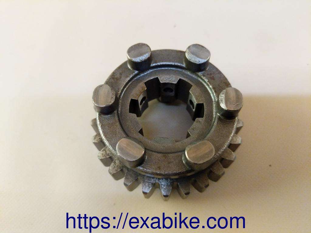 pignon de boite Kawasaki Z 400 F - photo 2