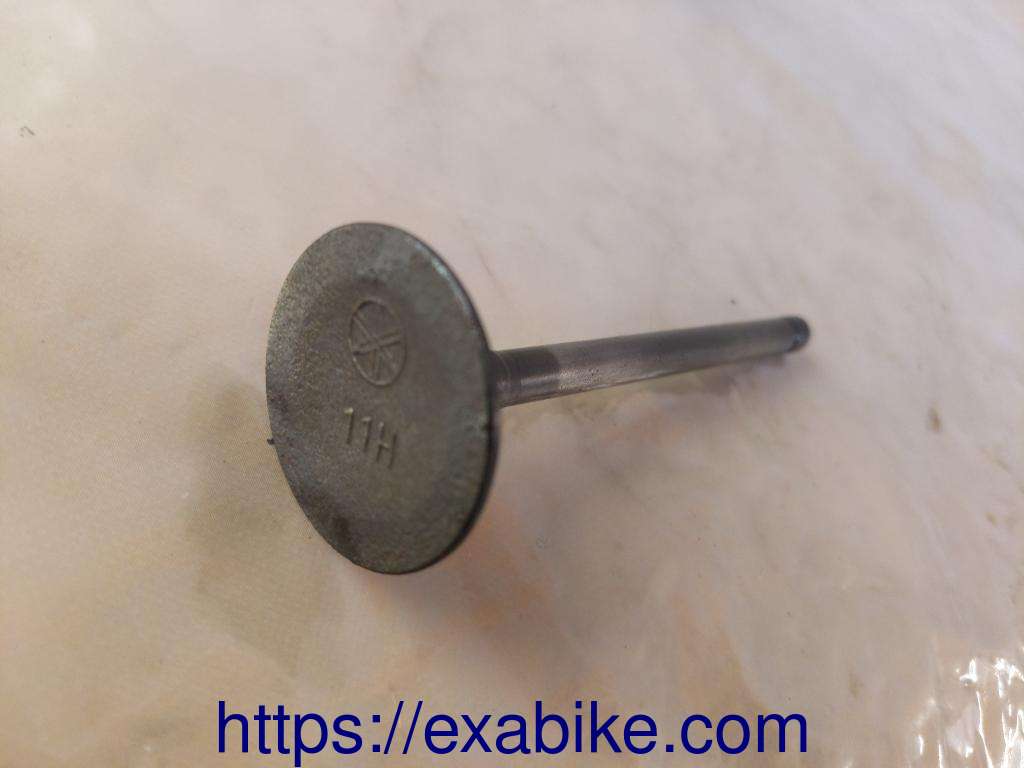 soupape d'admission Yamaha XZ 550 - photo 2