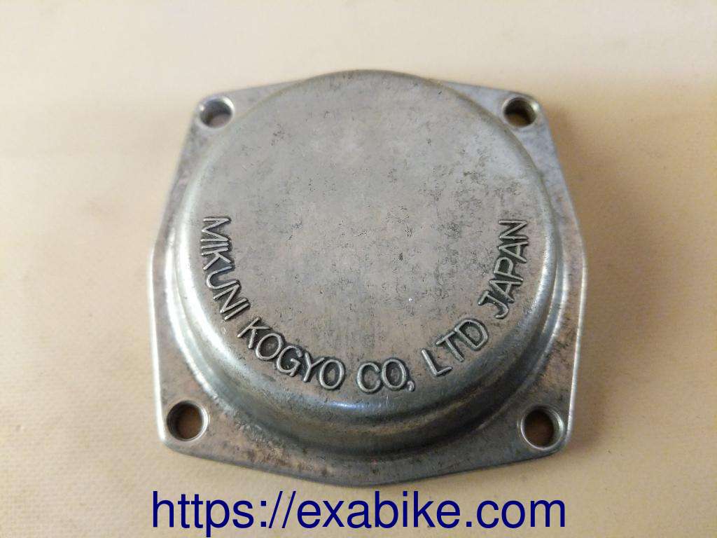 carburetor top cap Suzuki GS650E - photo 1