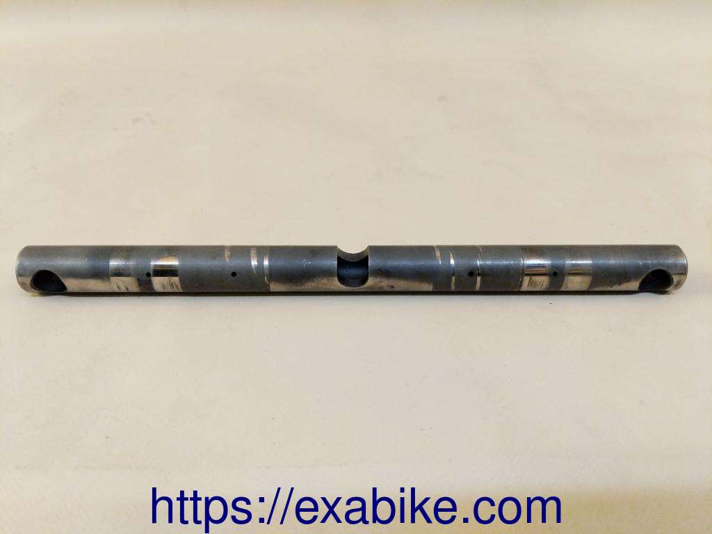 axe des culbuteurs Honda GL 1100 Goldwing - photo 1