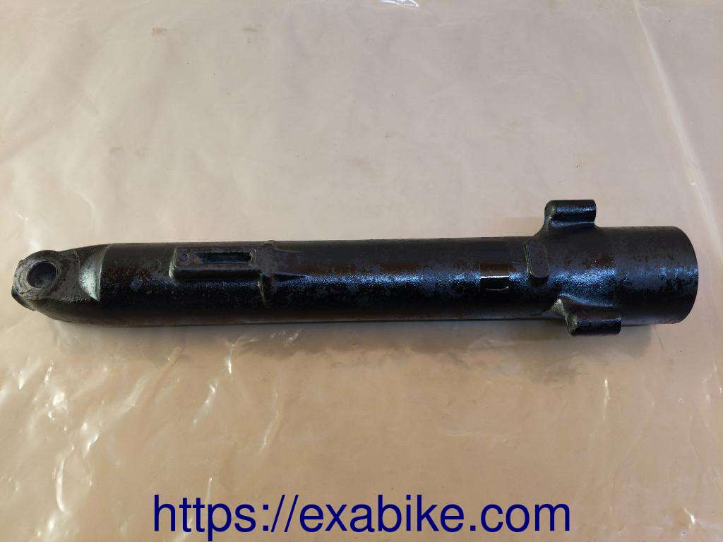 lower fork case, left Honda VT 250 - photo 2