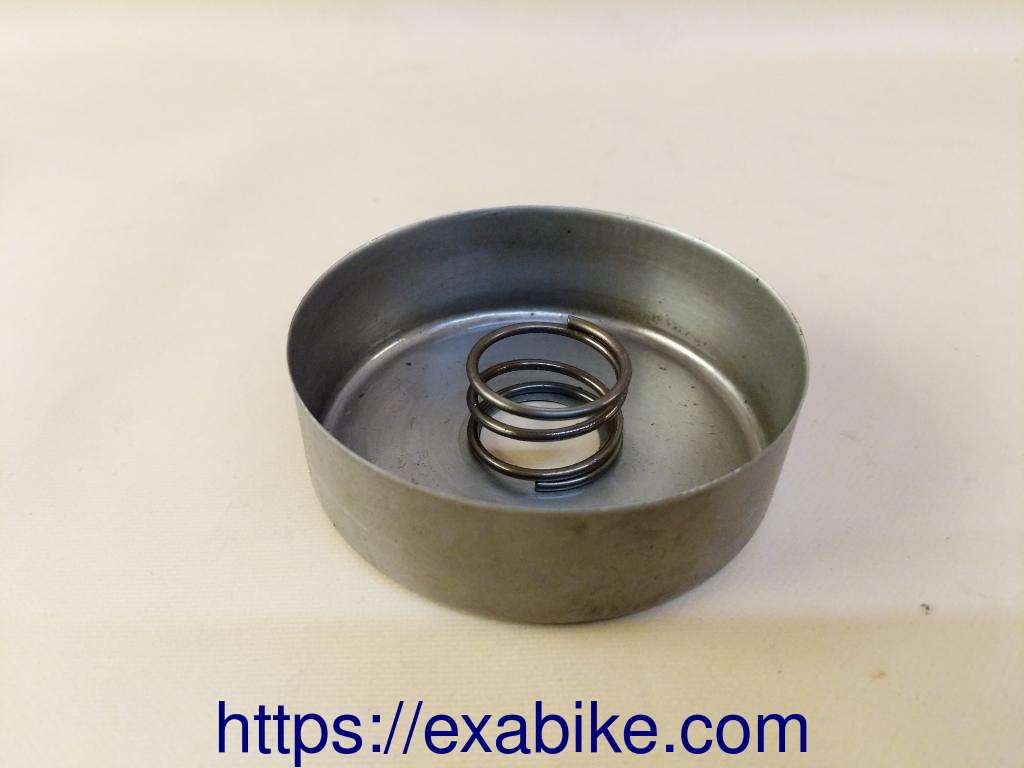 cloche de filtre à huile Kawasaki GPZ 550 - photo 1