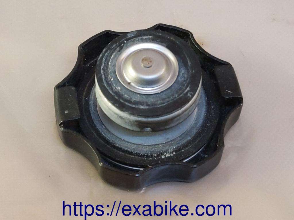 radiator cap Kawasaki ZRX 1100 - photo 2