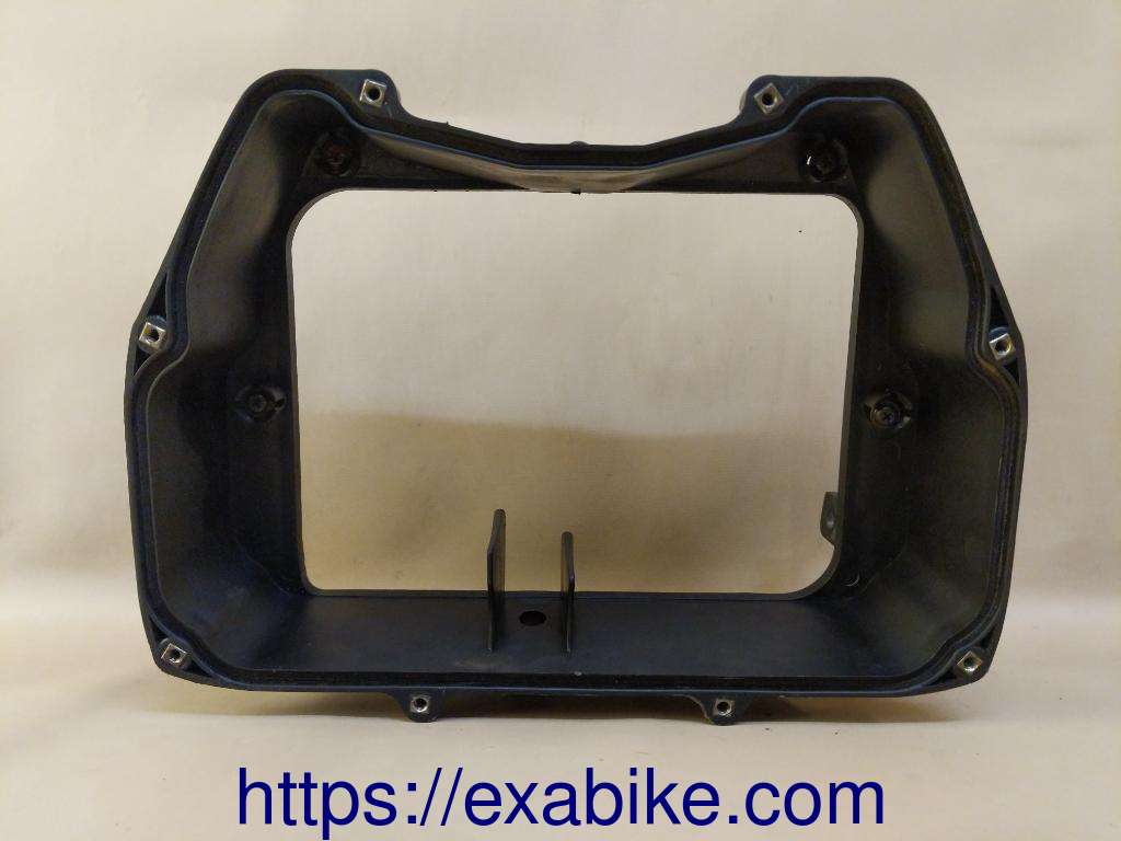 air cleaner case Honda VFR 750 - photo 2