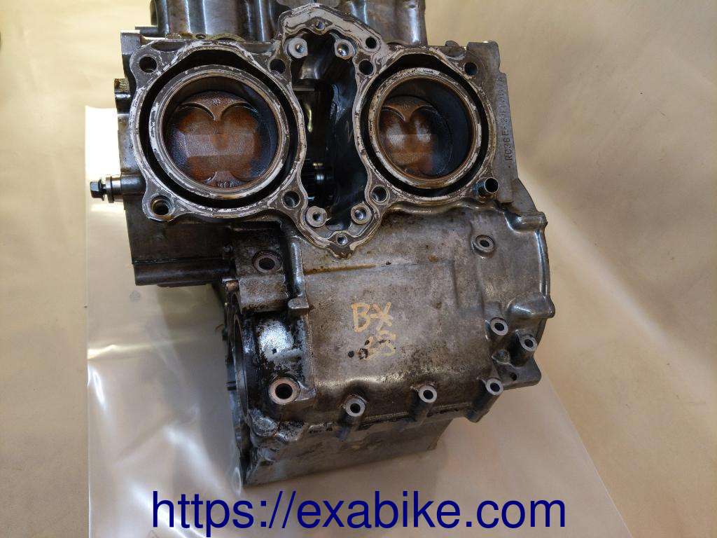 crankcase Honda VFR 750 - photo 4
