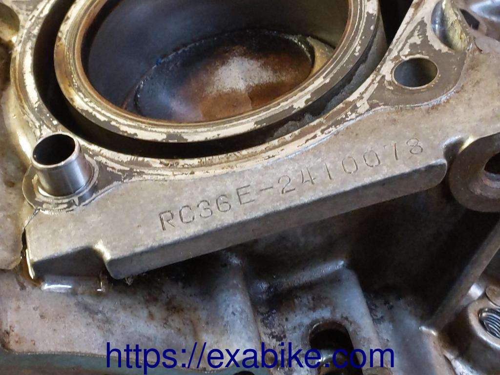 crankcase Honda VFR 750 - photo 5