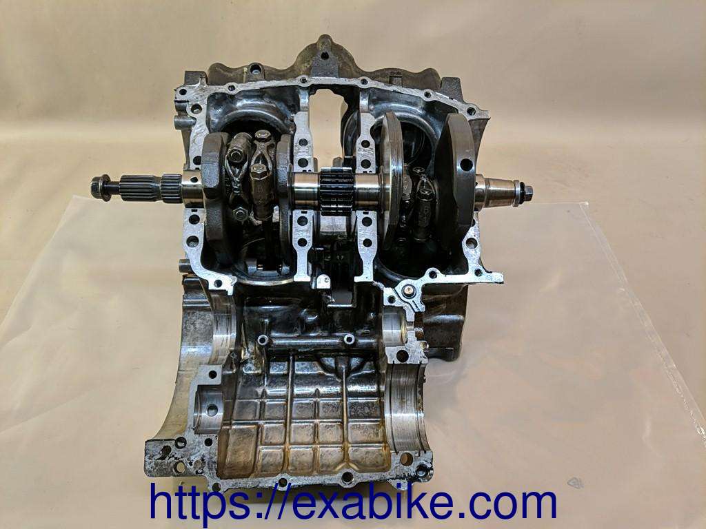 crankcase Honda VFR 750 - photo 7