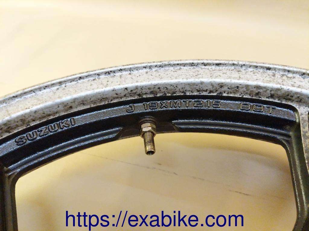 front wheel SUZUKI GS1100G - photo 3