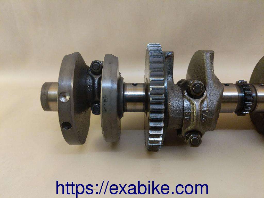crankcase Suzuki GSXF 600 - photo 2