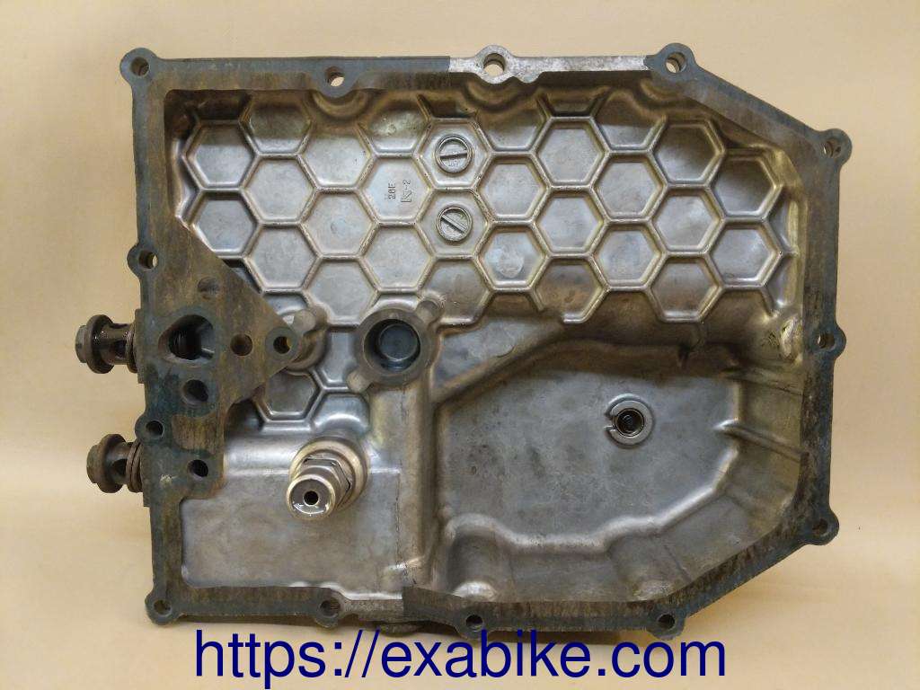 carter d'huile Suzuki GSXF 600 - photo 2