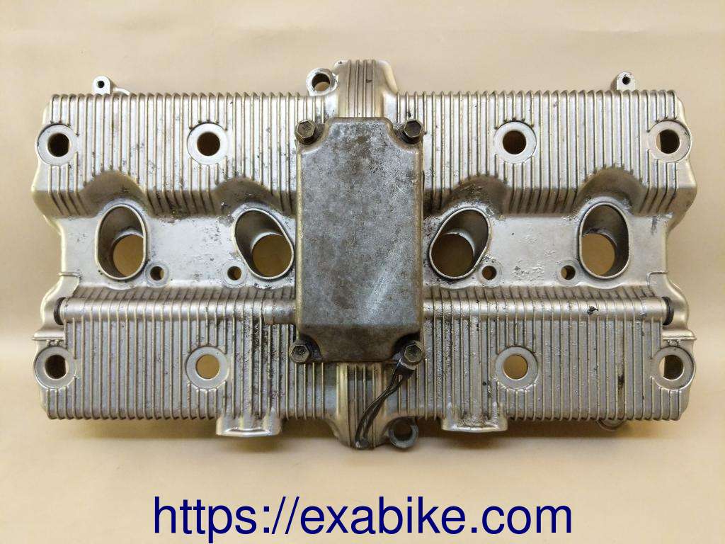 cylinder head cover Suzuki GSXF 600 - photo 1