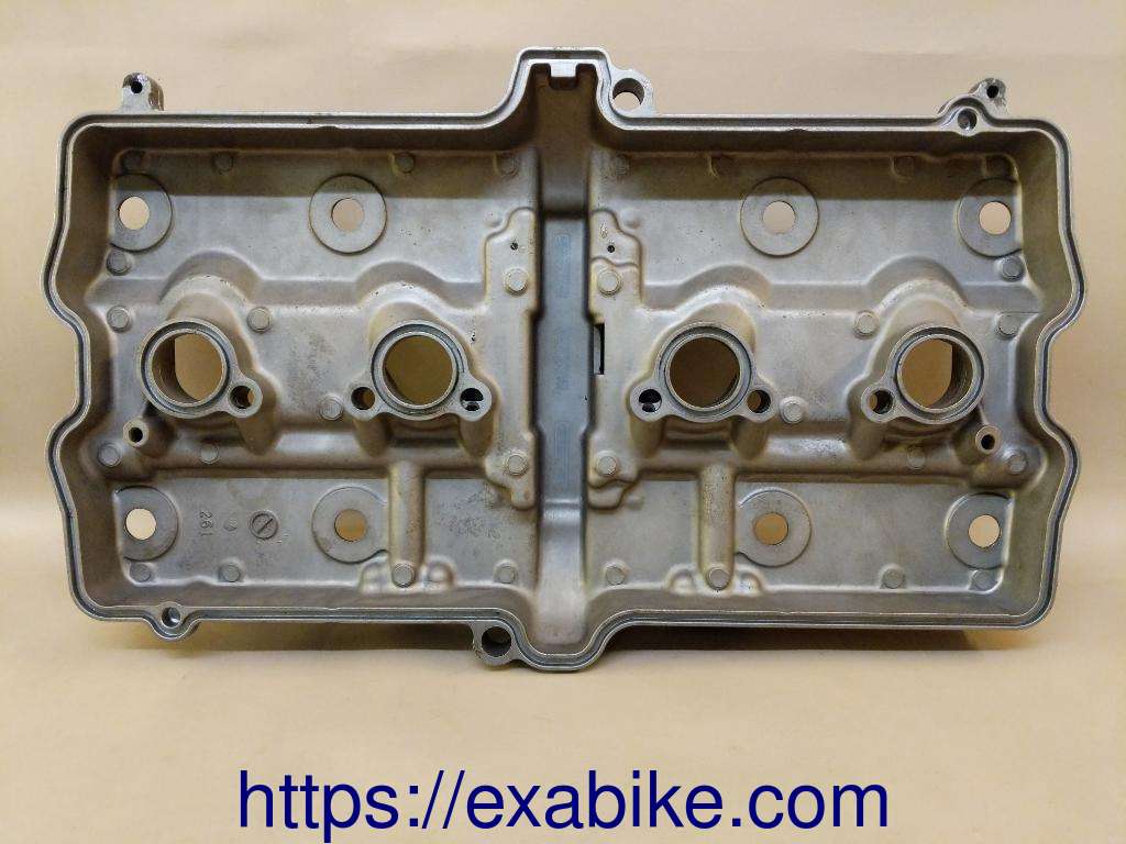 cylinder head cover Suzuki GSXF 600 - photo 2