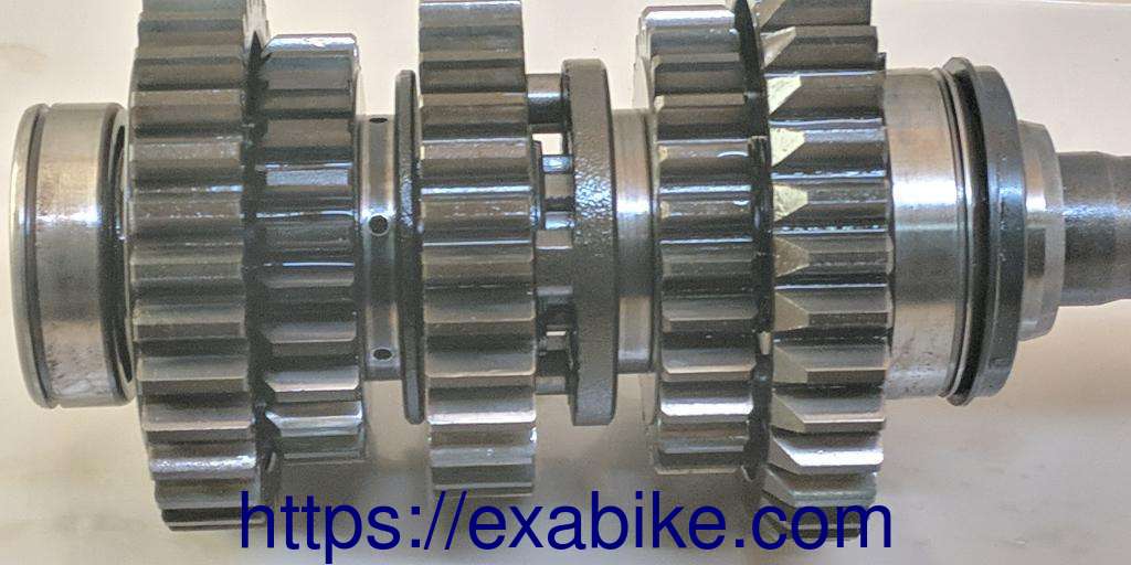 gearbox secondary shaft SUZUKI GS1100G - photo 2