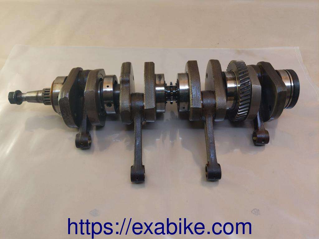 crankcase SUZUKI GS1100G - photo 1