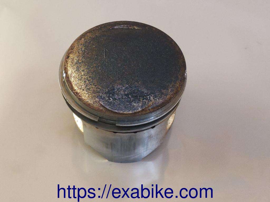 piston SUZUKI GS1100G - photo 1